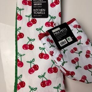 Cherry Print Kitchen Towels and Mini Mitts Set